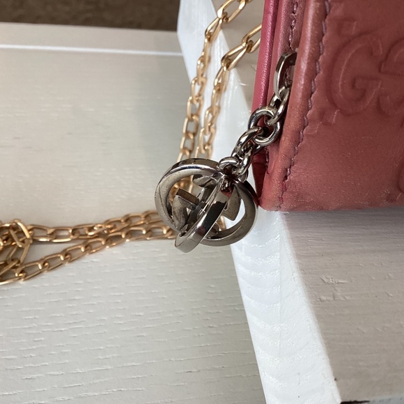 Gucci Pink Leather Long Wallet - Picture 3 of 7